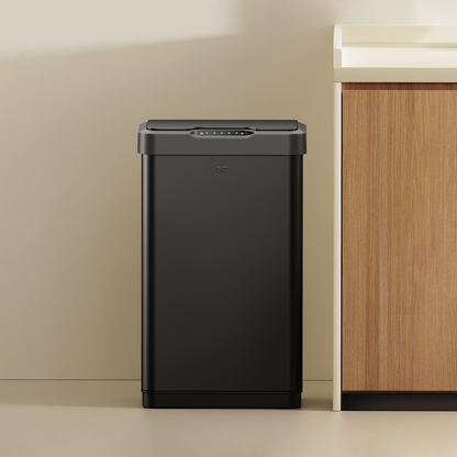Bote de basura Sensor 50L Negro EKO Mirage